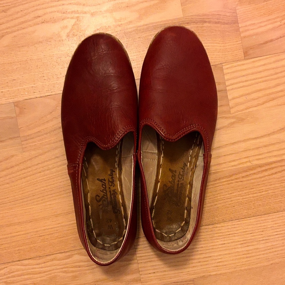Lightly worn Sabahs